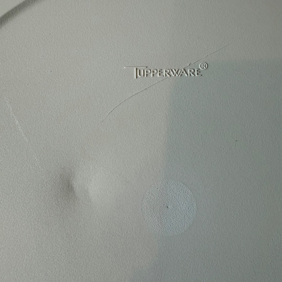 Vintage White Tupperware Relish Tray with Lid & Center Dip Bowl - Picture 14 of 14